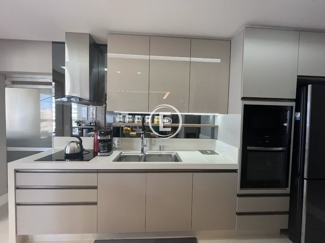 Apartamento em Kobrasol, São José. 2 quartos, 132m². Imagem 4 de 15