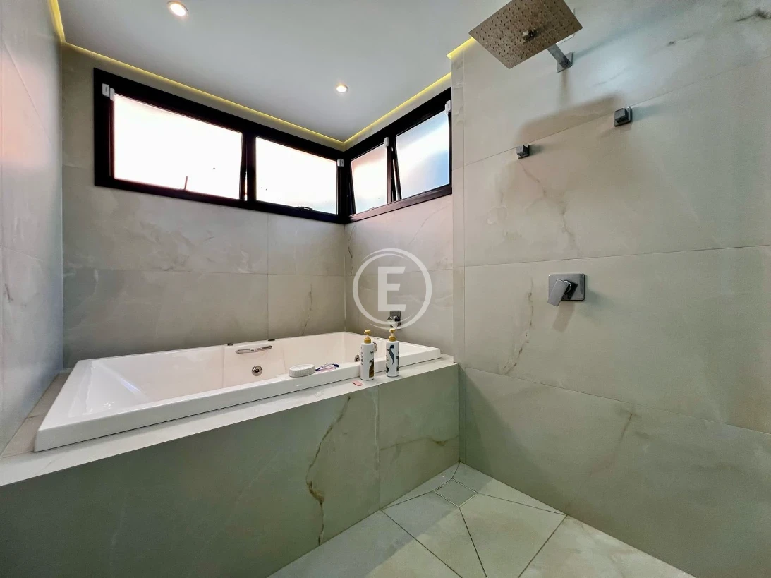 Casa em Pedra Branca, Palhoça. 4 quartos, 320m². Imagem 11 de 21