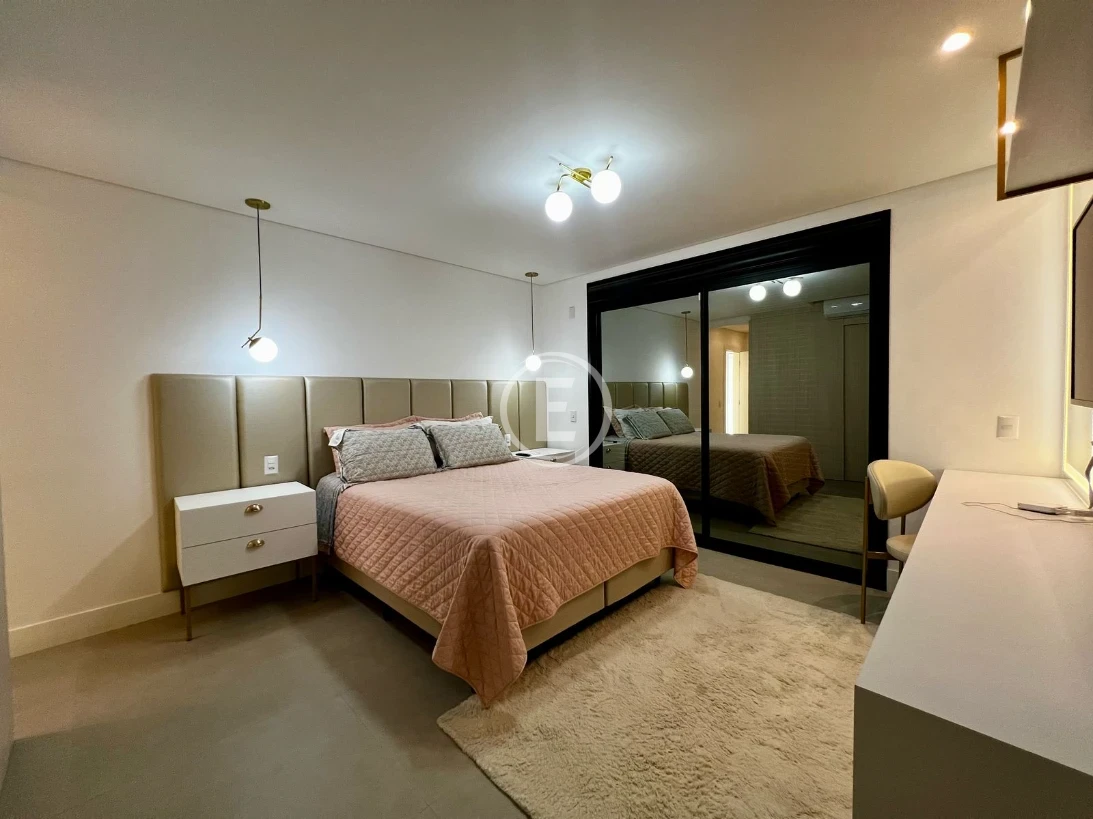 Casa em Pedra Branca, Palhoça. 4 quartos, 320m². Imagem 9 de 21