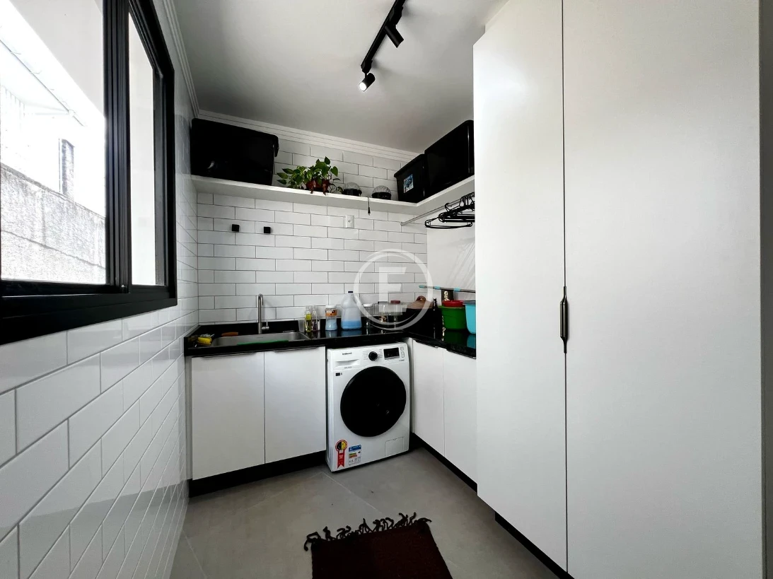 Casa em Pedra Branca, Palhoça. 4 quartos, 320m². Imagem 15 de 21