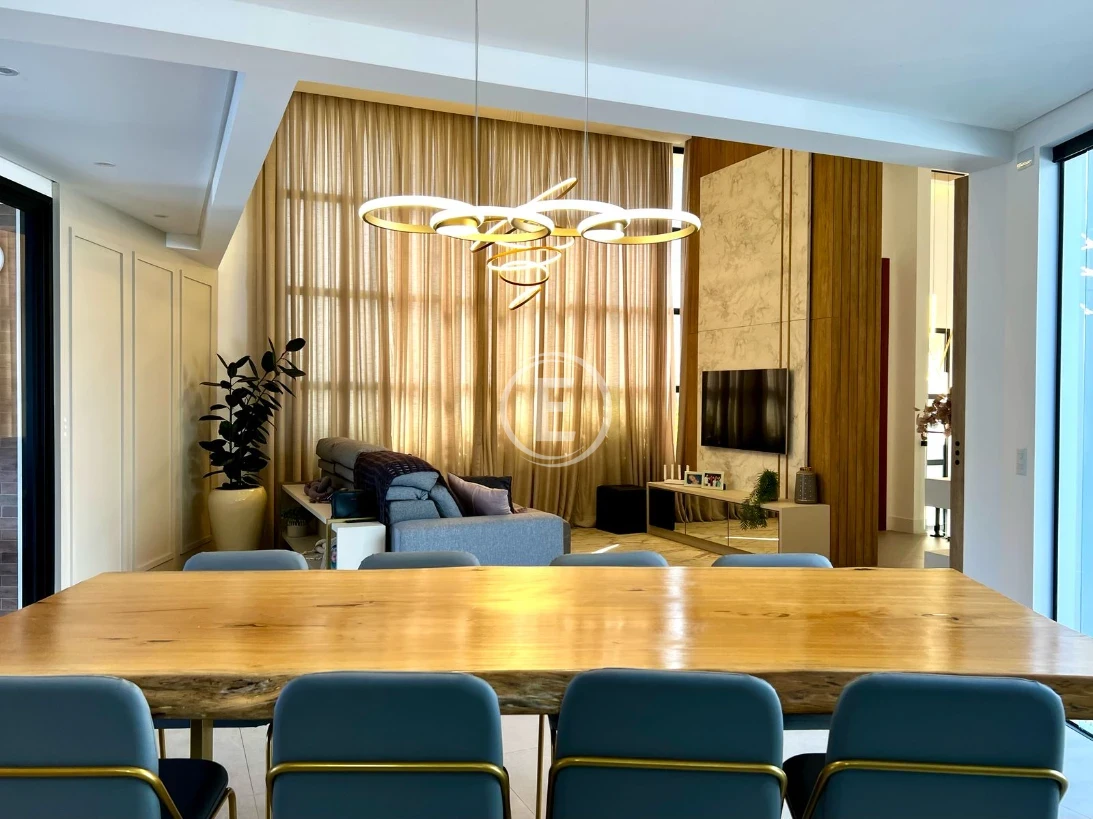 Casa em Pedra Branca, Palhoça. 4 quartos, 320m². Imagem 8 de 21