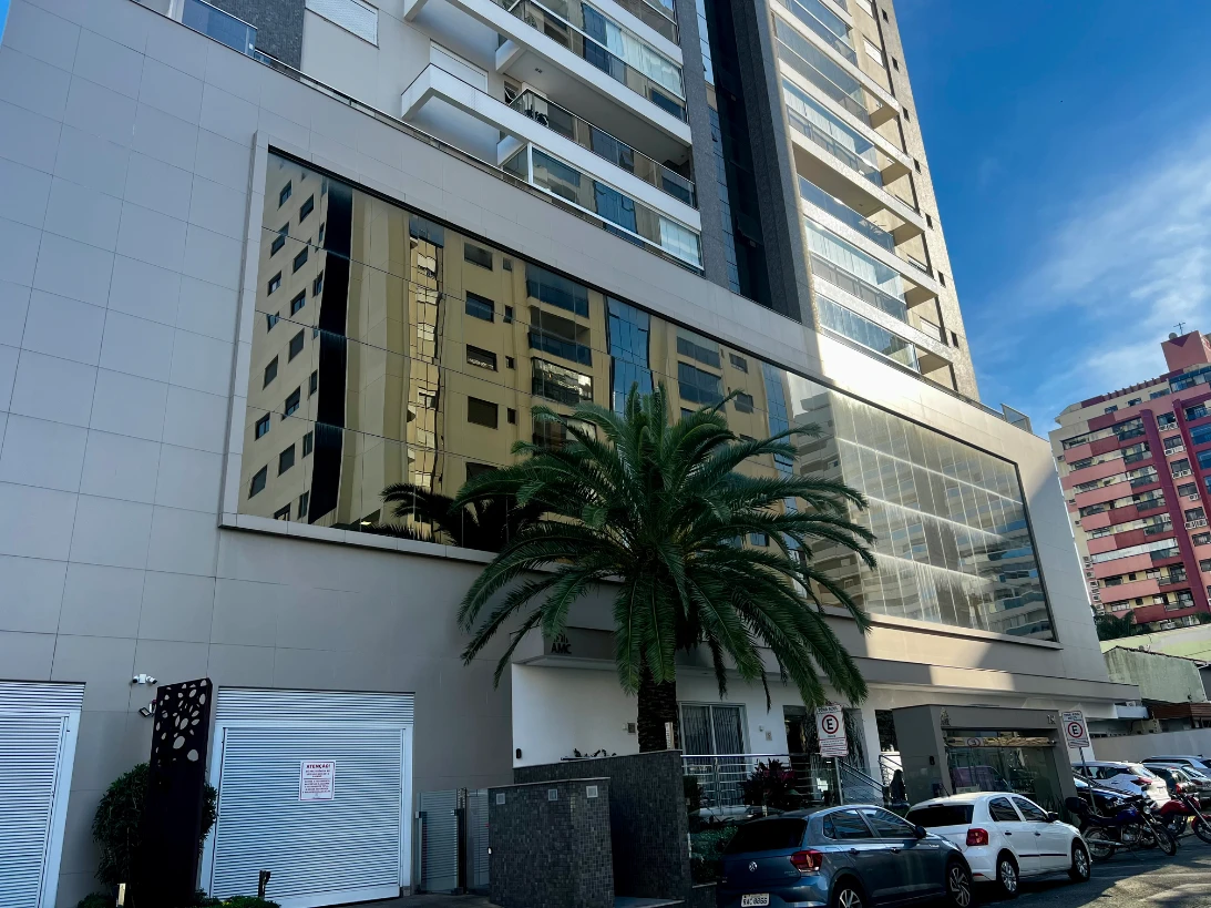 Apartamento em Kobrasol, São José. 3 quartos, 125m². Imagem 1 de 20