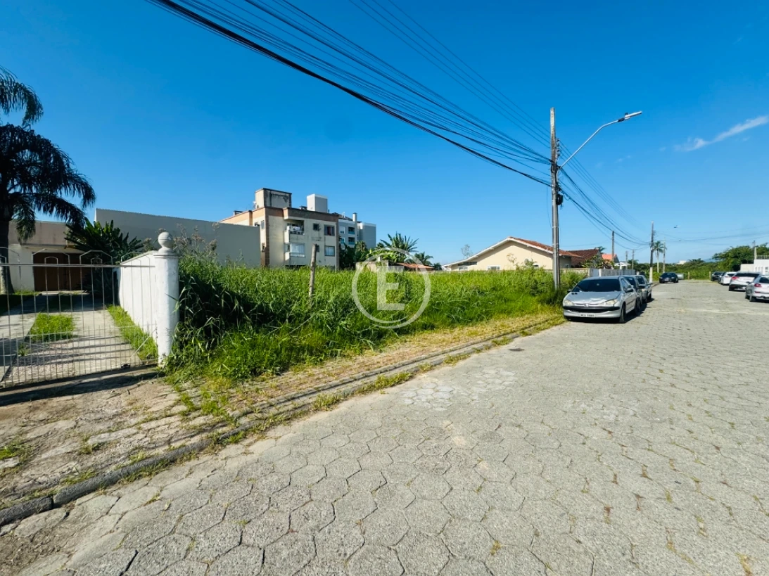 Terreno em Ponte do Imaruim, Palhoça. 0 quartos, 0m². Imagem 1 de 4