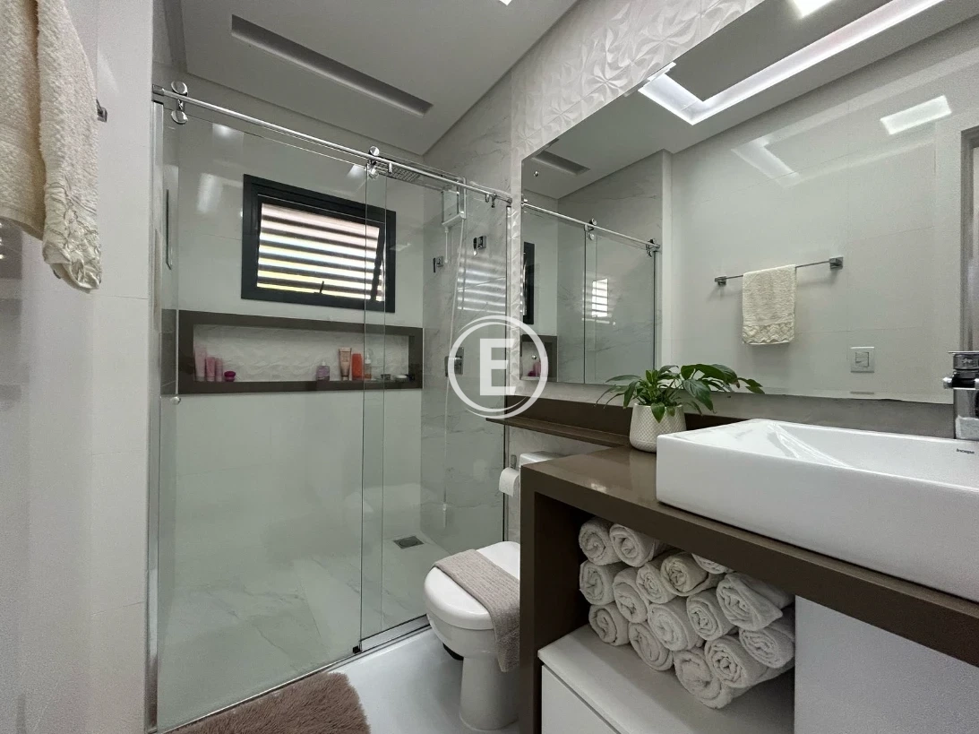 Casa em Centro, Águas Mornas. 3 quartos, 327m². Imagem 8 de 15