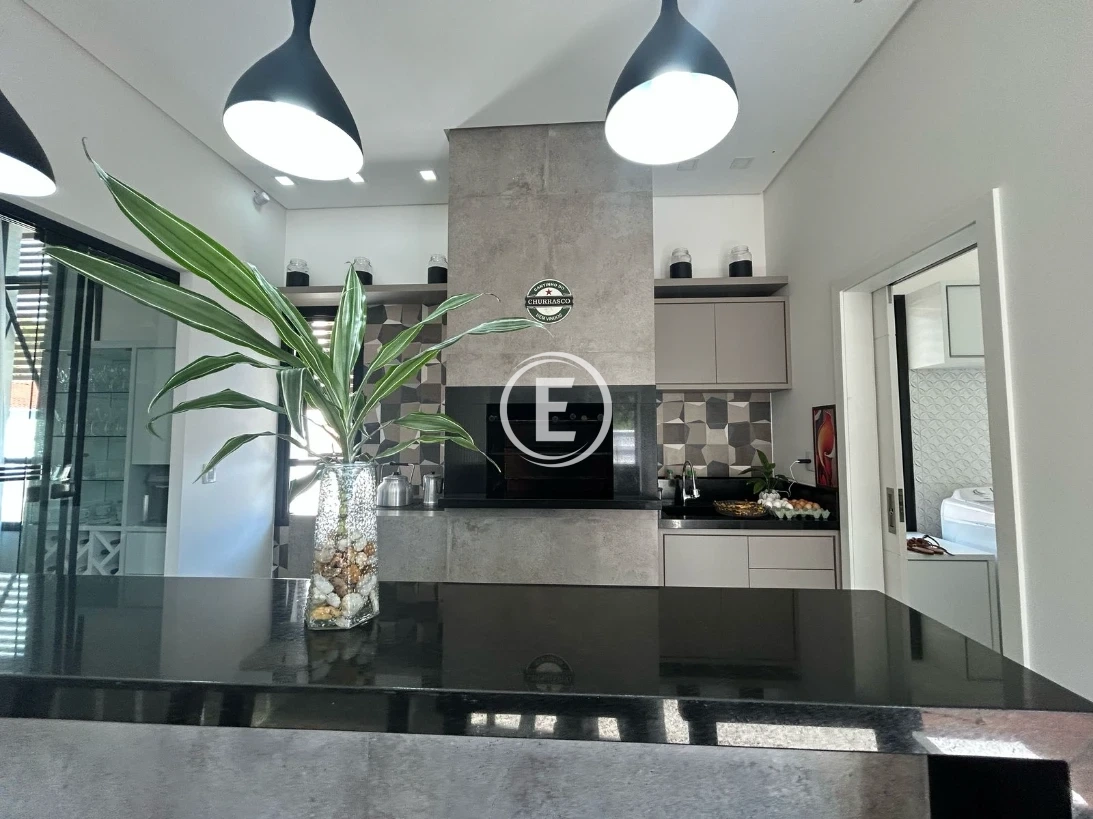 Casa em Centro, Águas Mornas. 3 quartos, 327m². Imagem 11 de 15