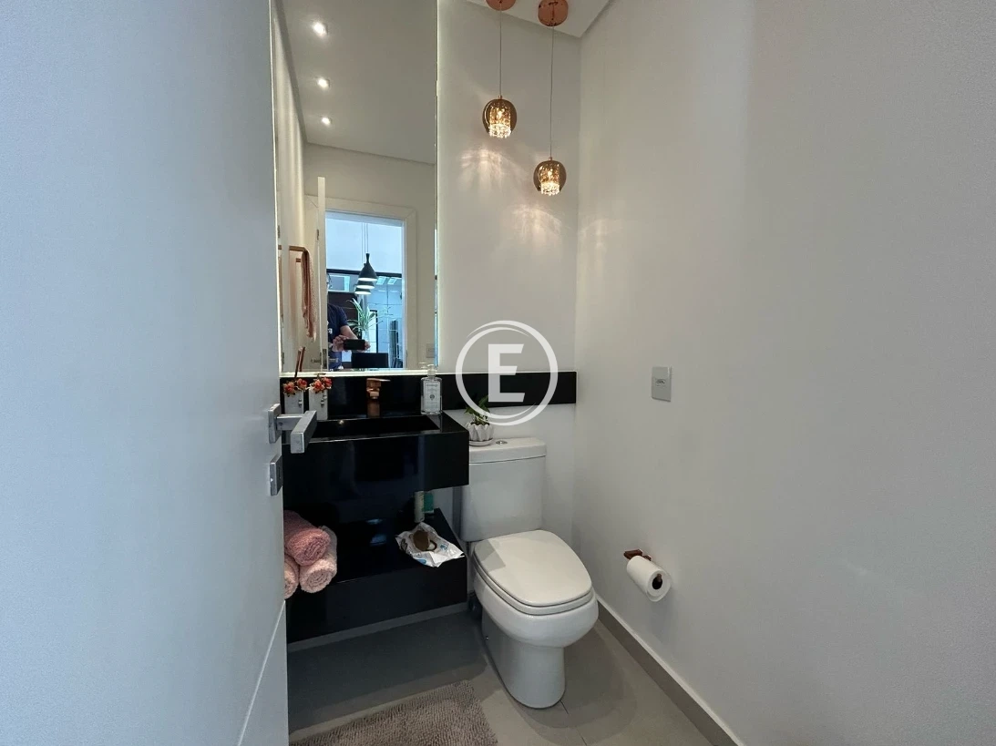 Casa em Centro, Águas Mornas. 3 quartos, 327m². Imagem 9 de 15