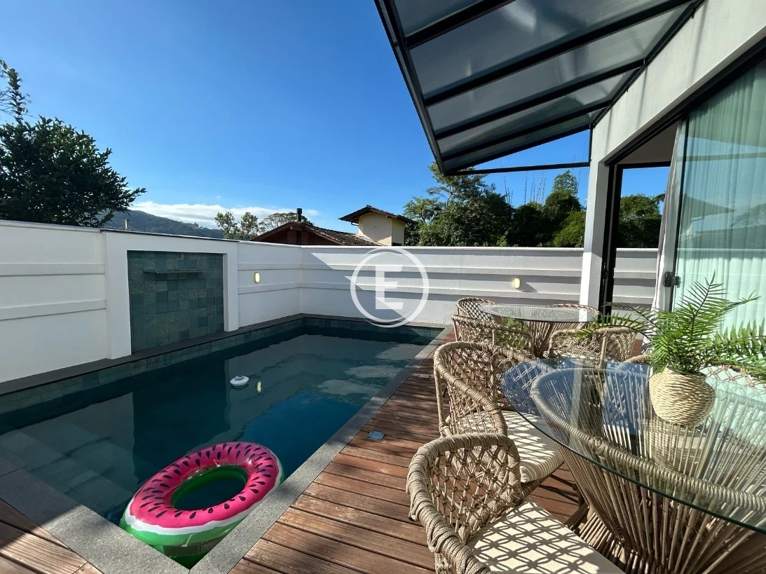 Casa em Centro, Águas Mornas. 3 quartos, 327m². Imagem 13 de 15