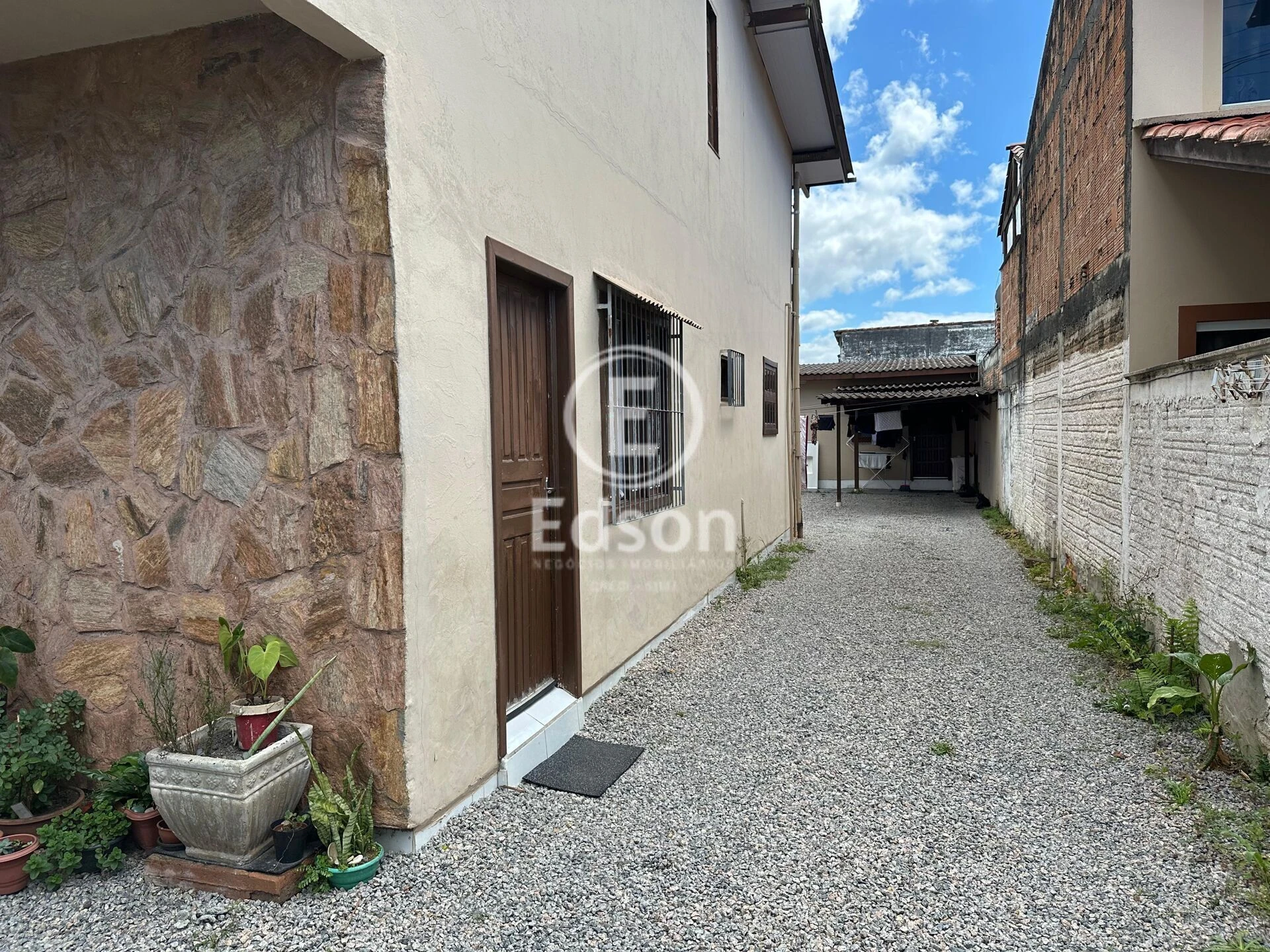 Casa em Jardim Aquarius, Palhoça. 0 quartos, 220m². Imagem 2 de 8