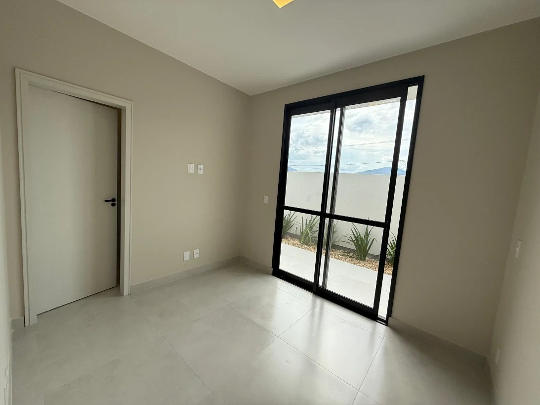 Casa Geminada em Forquilhas, São José. 2 quartos, 65m². Imagem 4 de 10