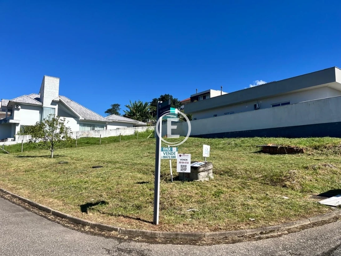 Terreno em Pedra Branca, Palhoça. 0 quartos, 0m². Imagem 1 de 6