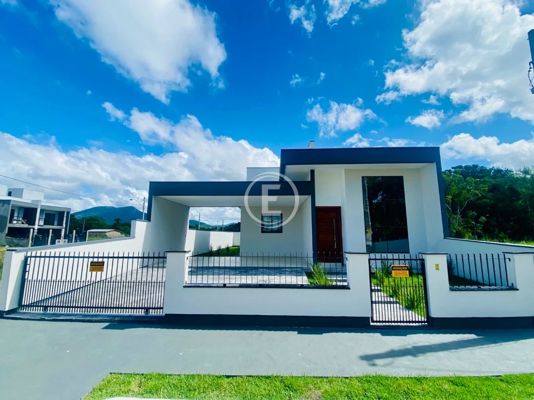 Casa em Forquilhas, São José. 3 quartos, 120m². Imagem 1 de 9