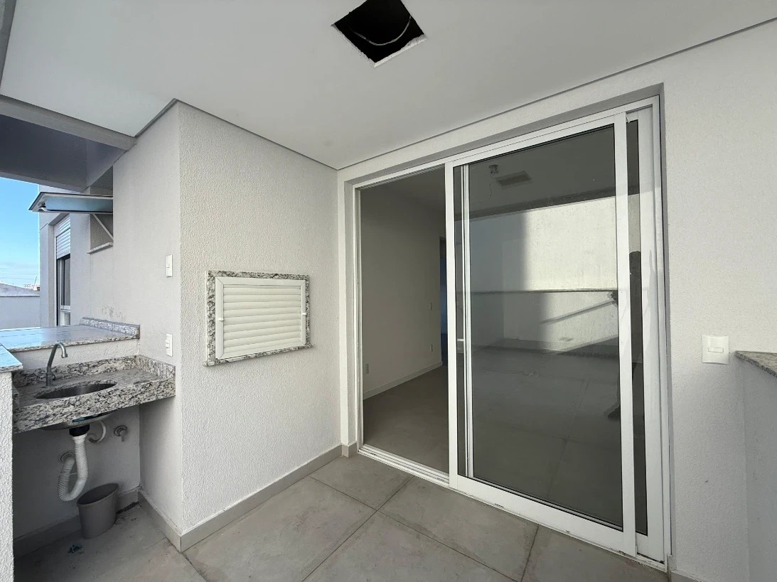 Apartamento em Barreiros, São José. 2 quartos, 76m². Imagem 4 de 16