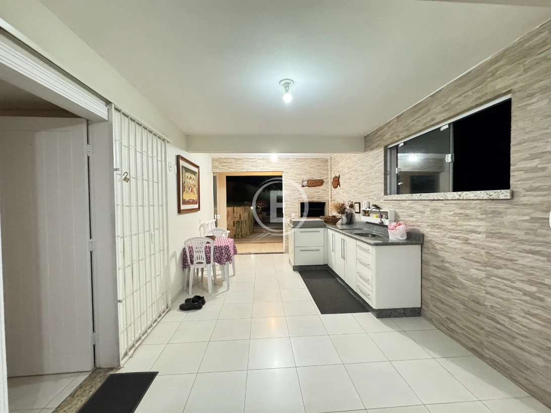 Casa em Aririú, Palhoça. 3 quartos, 230m². Imagem 7 de 15