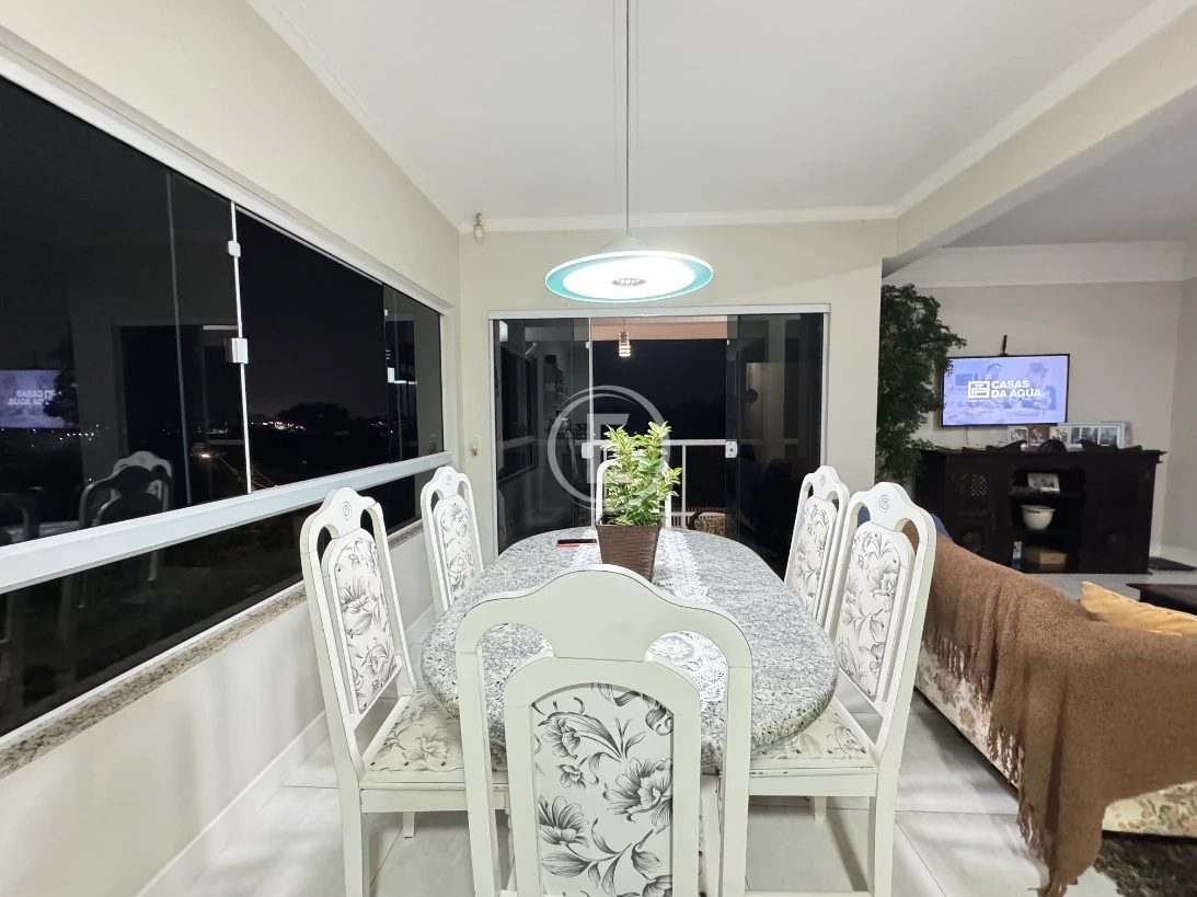 Casa em Aririú, Palhoça. 3 quartos, 230m². Imagem 6 de 15