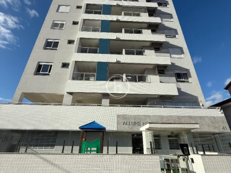Apartamento em Barreiros, São José. 2 quartos, 76m². Imagem 1 de 16