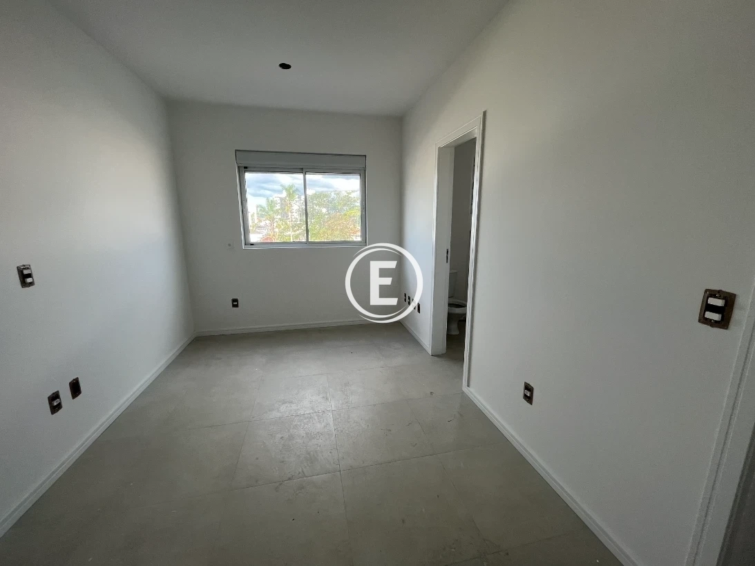 Apartamento em Capoeiras, Florianópolis. 3 quartos, 80m². Imagem 9 de 18