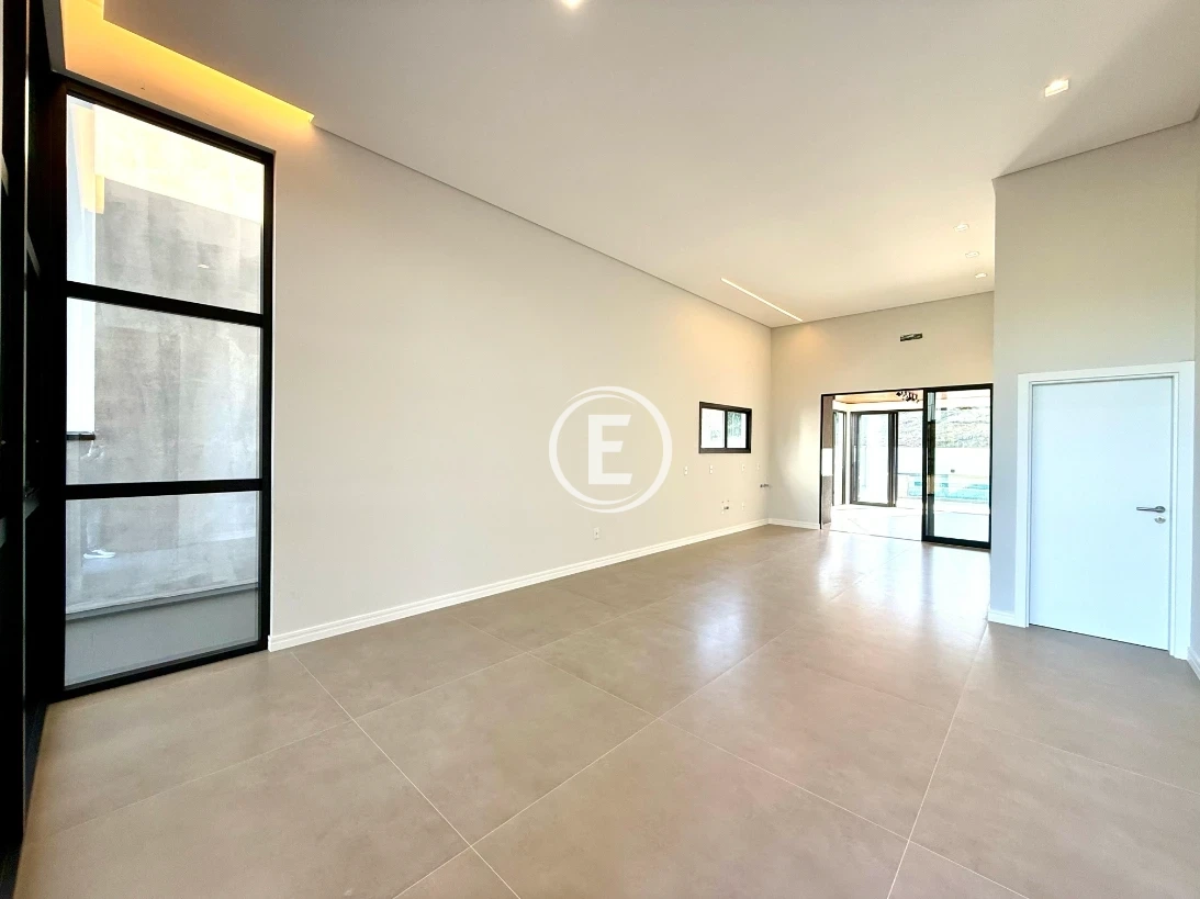 Casa em Sertão do Maruim, São José. 3 quartos, 173m². Imagem 10 de 16