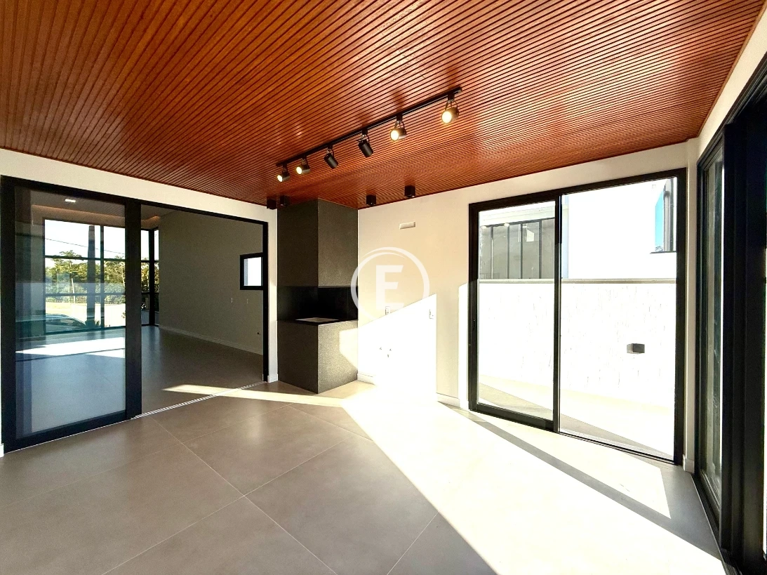 Casa em Sertão do Maruim, São José. 3 quartos, 173m². Imagem 8 de 16