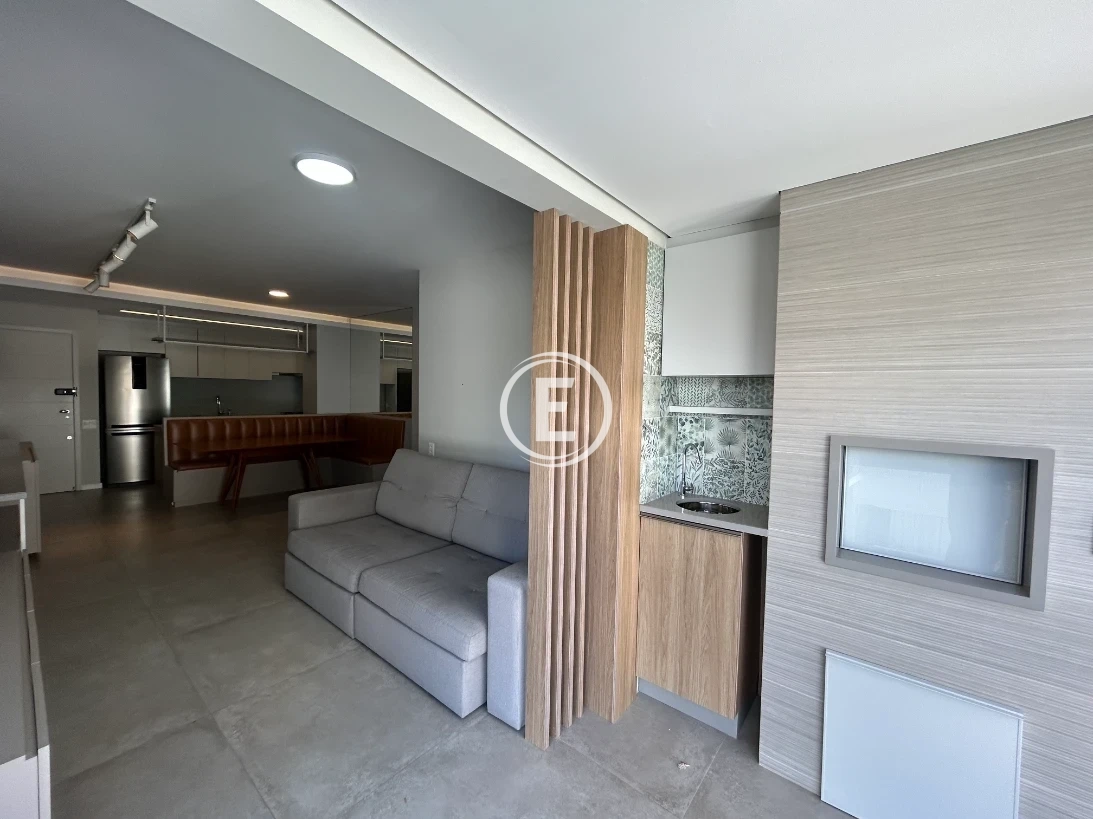 Apartamento em Itacorubi, Florianópolis. 3 quartos, 90m². Imagem 2 de 21
