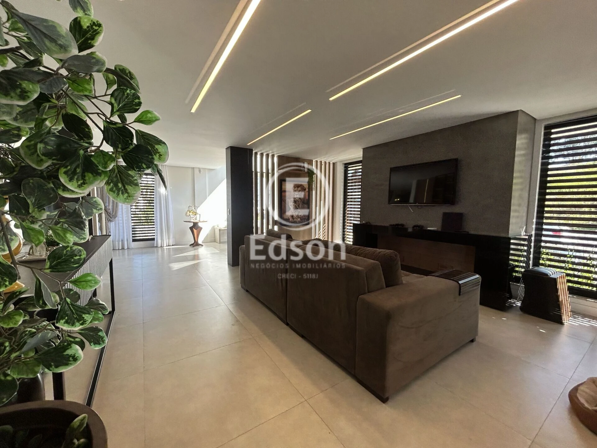 Casa em Pedra Branca, Palhoça. 3 quartos, 461m². Imagem 3 de 18