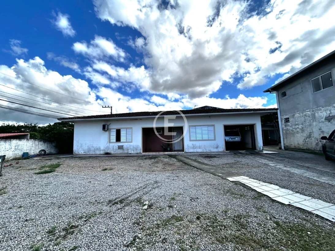 Casa em Barra do Aririú, Palhoça. 3 quartos, 0m². Imagem 1 de 11