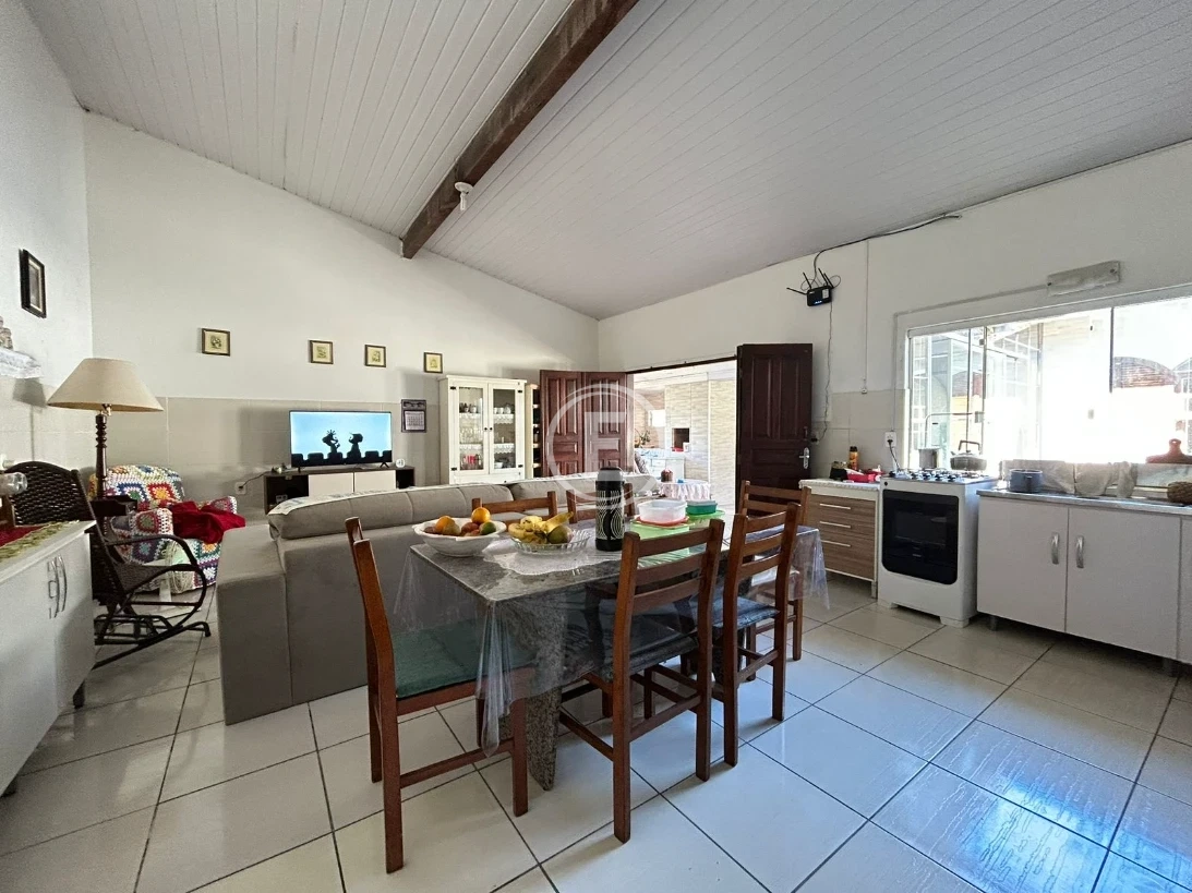 Casa em Praia de Fora, Palhoça. 4 quartos, 100m². Imagem 5 de 14