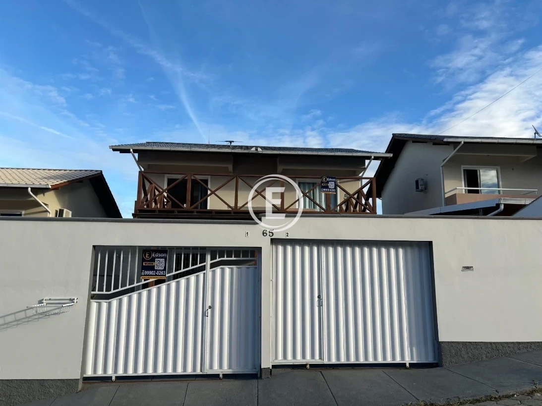 Sobrado Geminado em Bela Vista, Palhoça. 2 quartos, 63m². Imagem 1 de 10