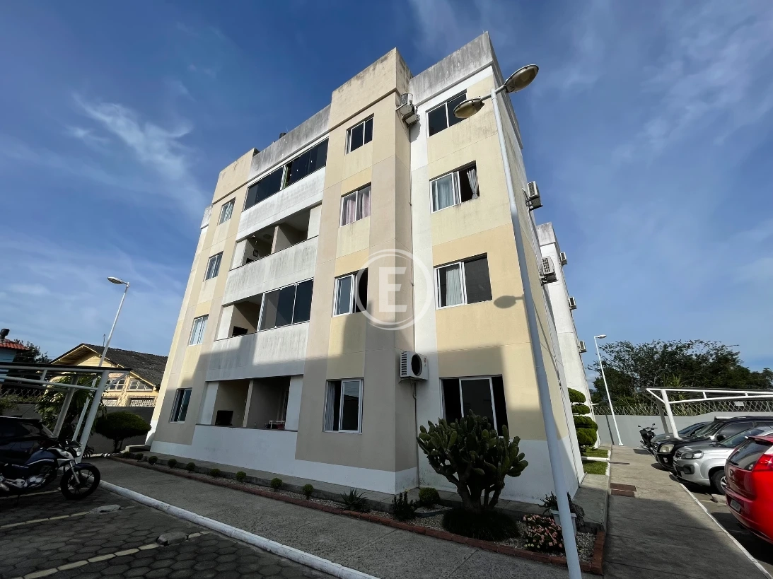 Apartamento em Barra do Aririú, Palhoça. 2 quartos, 51m². Imagem 1 de 7