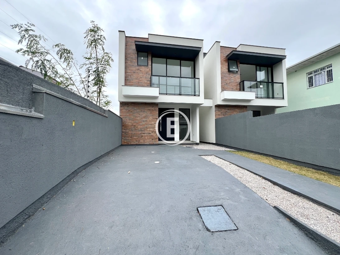 Sobrado Geminado em Areias, São José. 3 quartos, 110m². Imagem 2 de 15