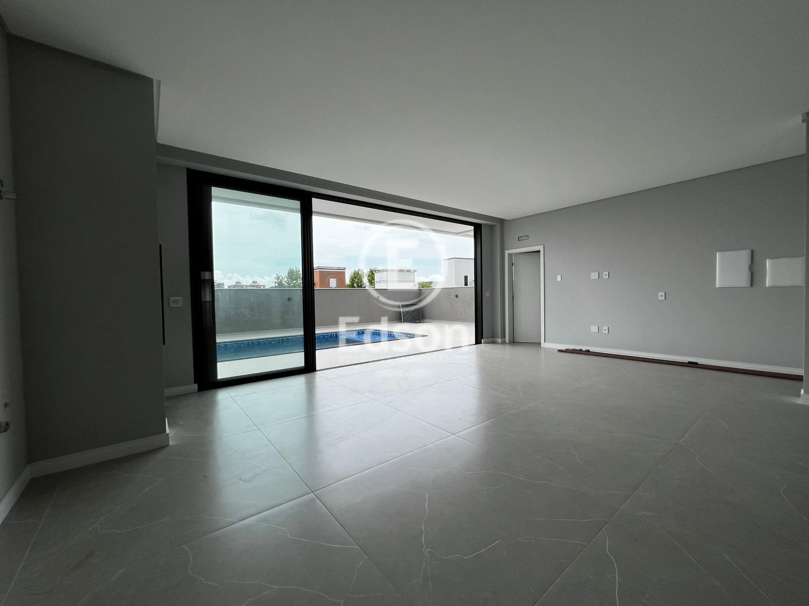 Casa em Pedra Branca, Palhoça. 4 quartos, 307m². Imagem 4 de 15