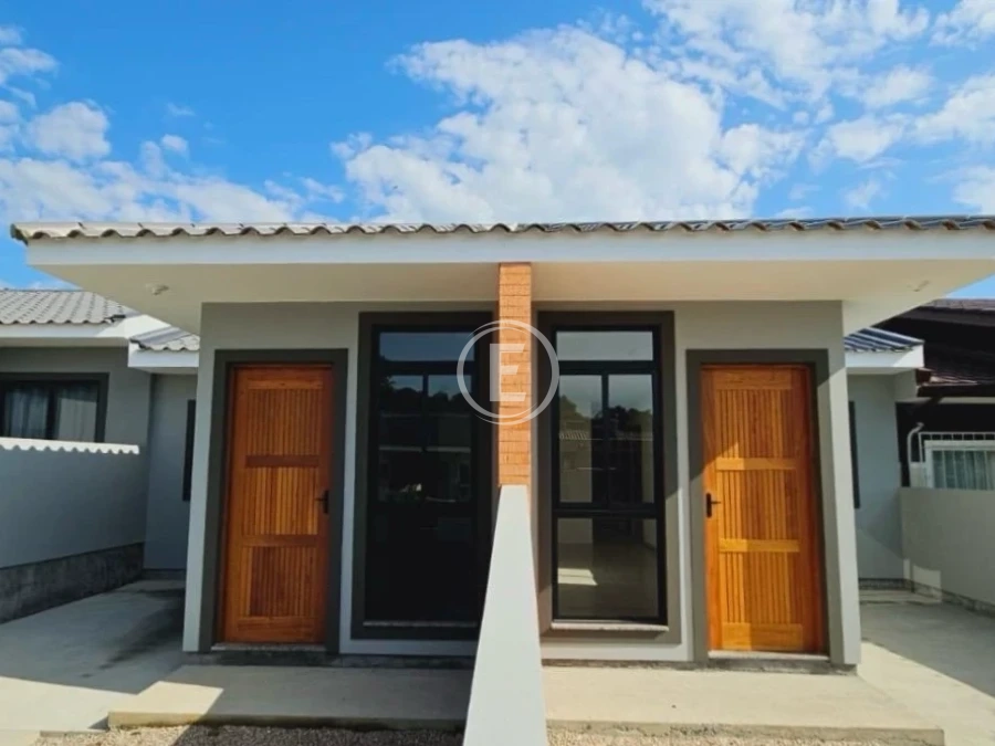 Casa Geminada em Guarda do Cubatão, Palhoça. 2 quartos, 60m². Imagem 1 de 8