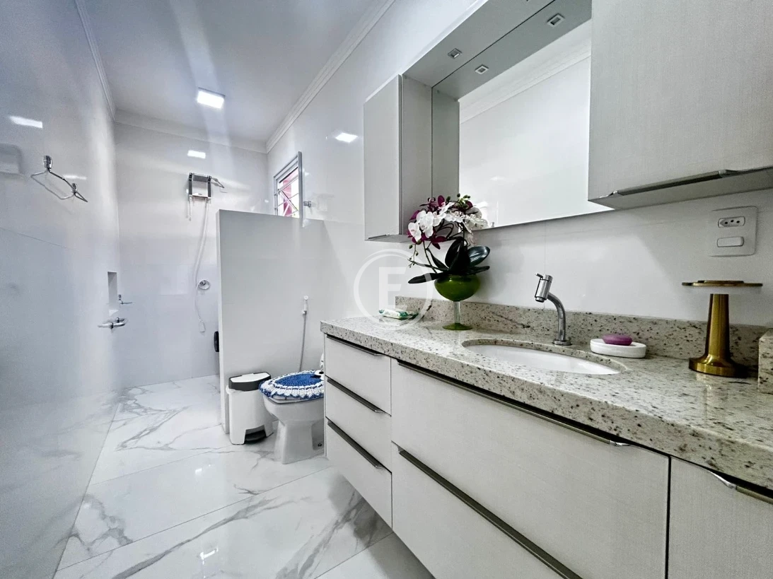 Casa em Praia de Fora, Palhoça. 3 quartos, 0m². Imagem 2 de 9