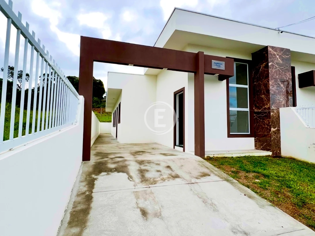 Casa Geminada em Serraria, São José. 3 quartos, 84m². Imagem 1 de 14