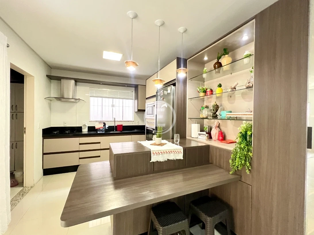 Casa em Forquilhinha, São José. 3 quartos, 195m². Imagem 7 de 20