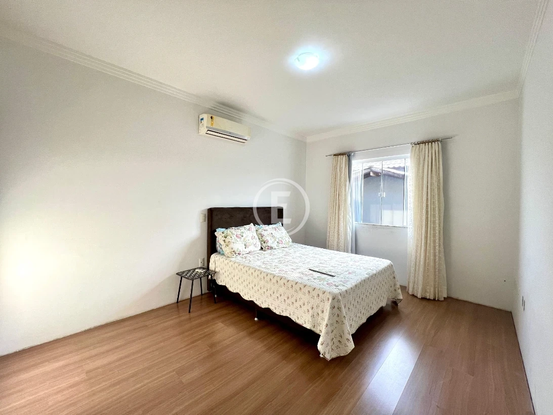 Casa em Forquilhinha, São José. 3 quartos, 195m². Imagem 16 de 20