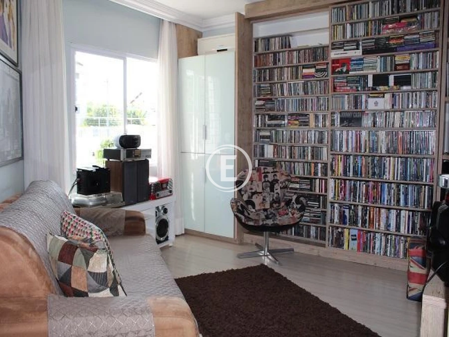 Casa em Centro, Palhoça. 3 quartos, 260m². Imagem 4 de 14