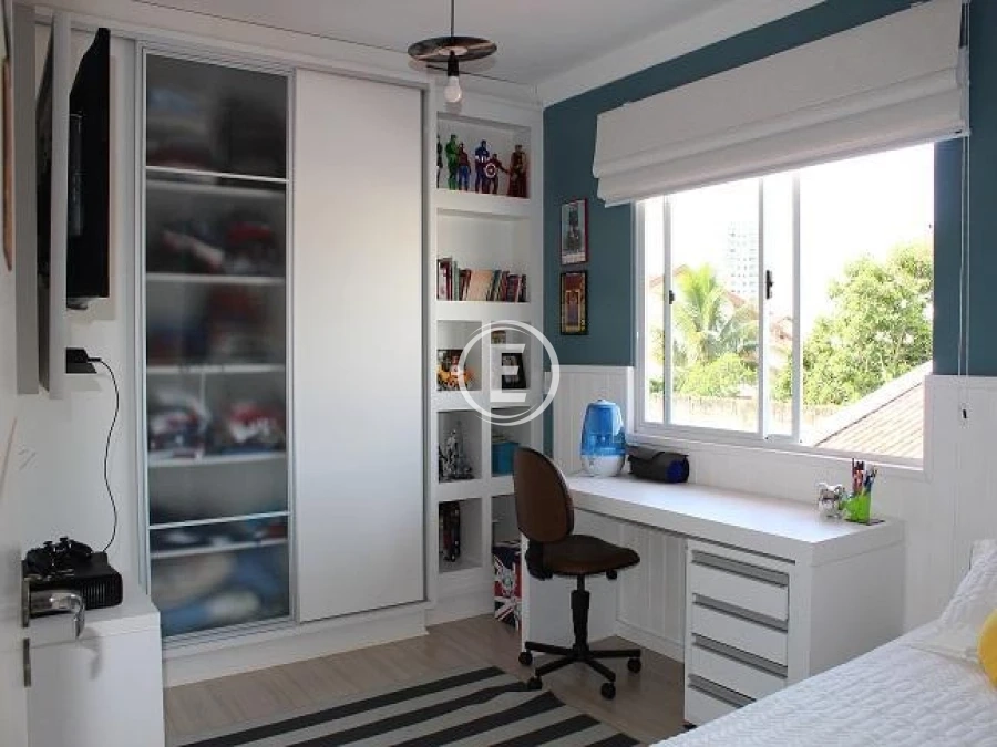 Casa em Centro, Palhoça. 3 quartos, 260m². Imagem 11 de 14