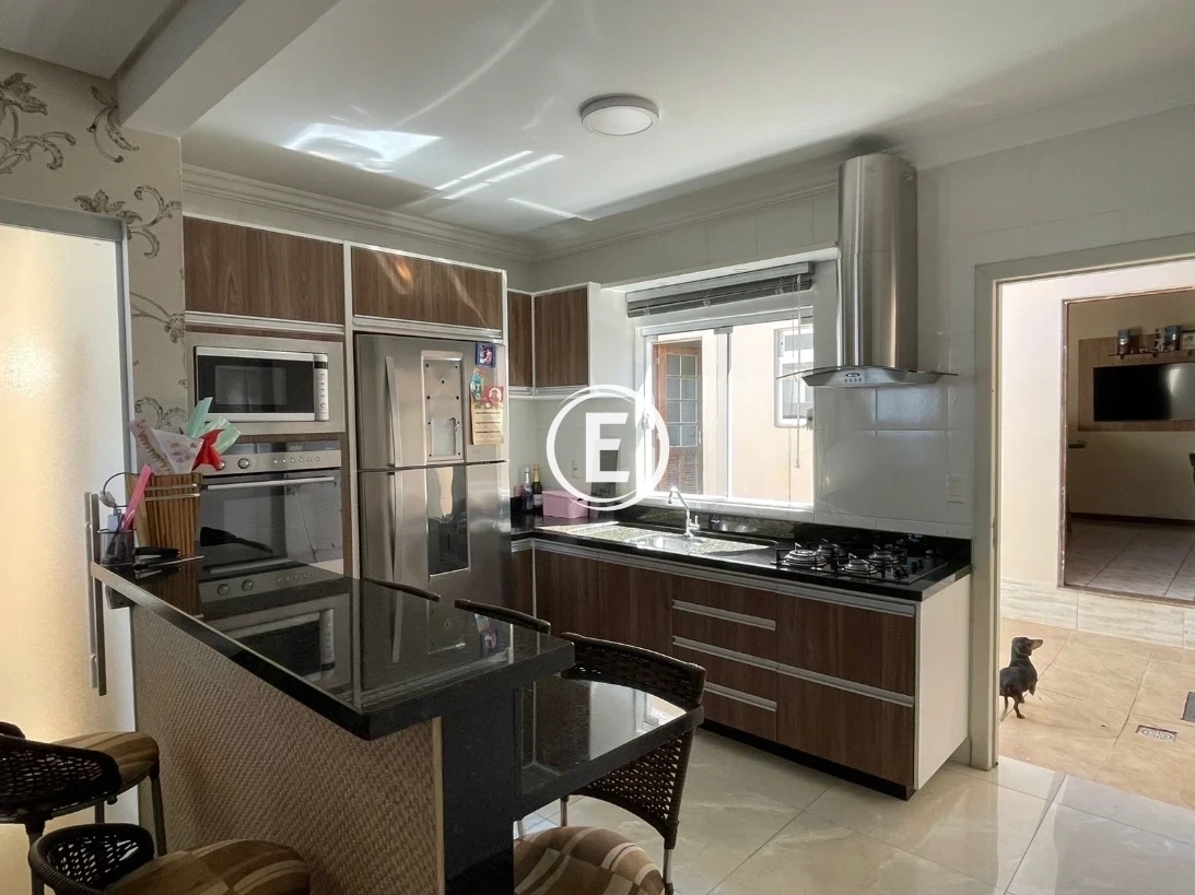 Casa em Madri, Palhoça. 3 quartos, 150m². Imagem 5 de 21