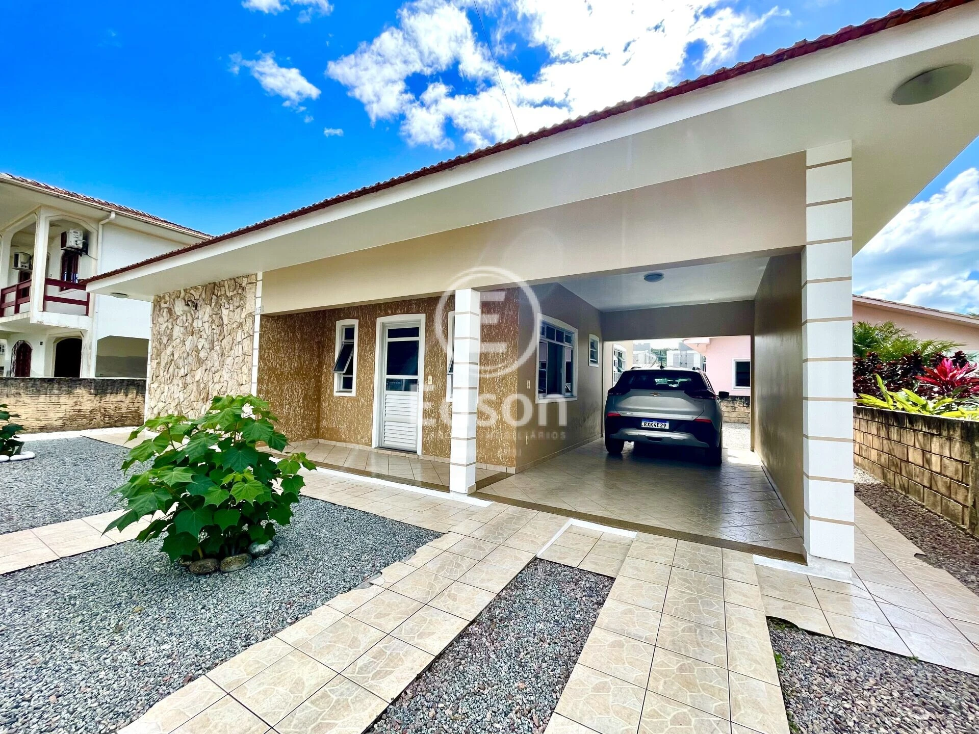 Casa em Barra do Aririú, Palhoça. 3 quartos, 116m². Imagem 1 de 10