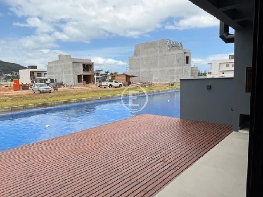 Casa em DeltaVille, Biguaçu. 3 quartos, 216m². Imagem 8 de 13