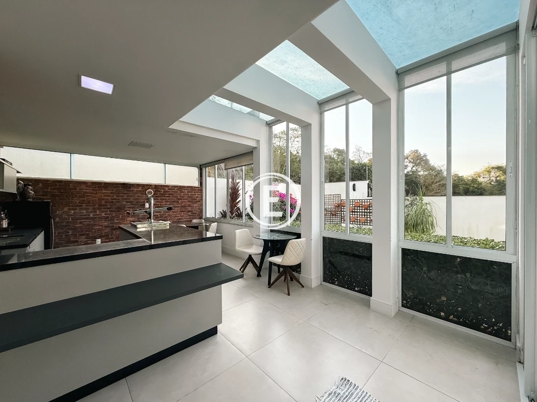 Casa em Pedra Branca, Palhoça. 3 quartos, 330m². Imagem 14 de 17