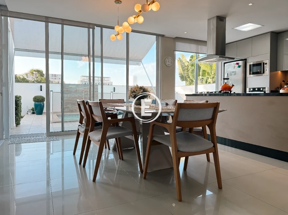 Casa em Pedra Branca, Palhoça. 3 quartos, 330m². Imagem 7 de 17