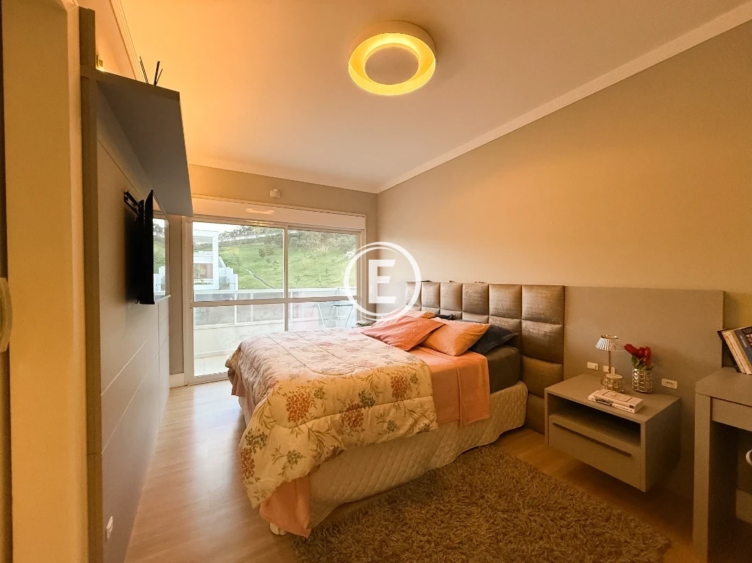 Casa em Pedra Branca, Palhoça. 3 quartos, 330m². Imagem 8 de 17