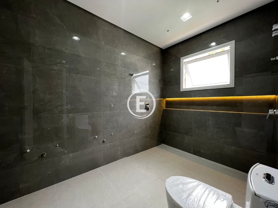 Casa em Pedra Branca, Palhoça. 3 quartos, 240m². Imagem 8 de 14