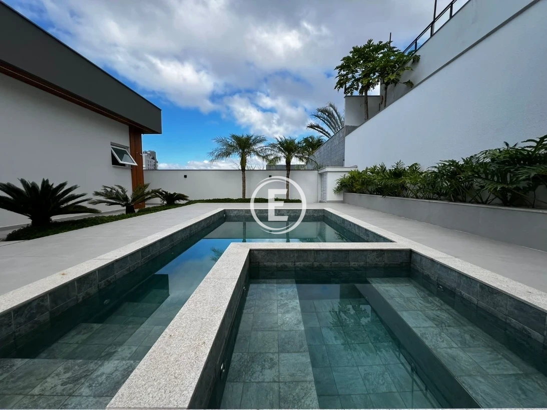 Casa em Pedra Branca, Palhoça. 3 quartos, 240m². Imagem 14 de 14