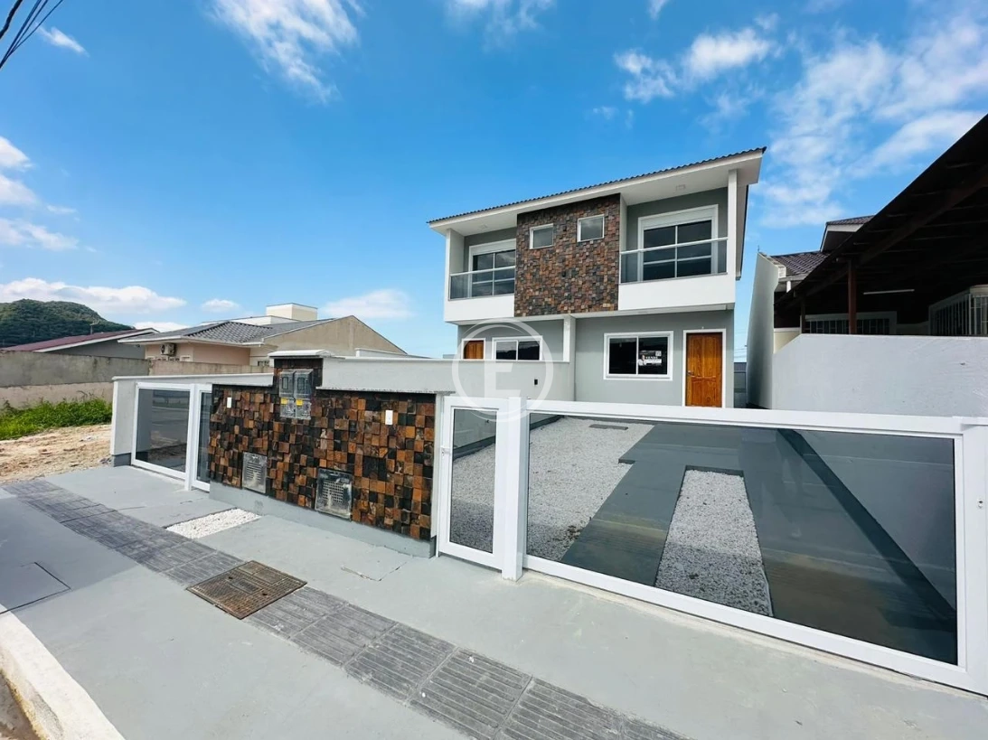 Sobrado Geminado em Bela Vista, Palhoça. 2 quartos, 81m². Imagem 2 de 12