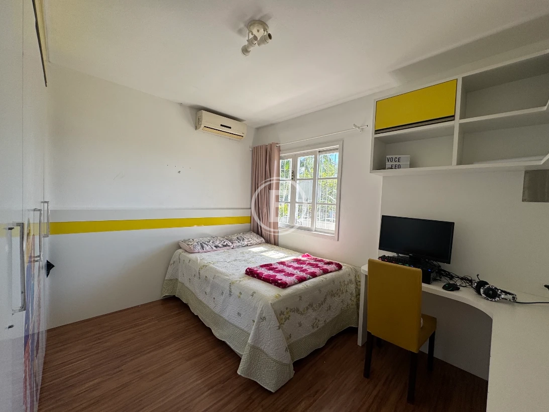 Casa em Caminho Novo, Palhoça. 2 quartos, 234m². Imagem 2 de 8