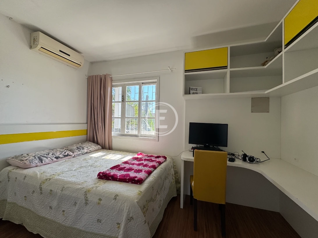 Casa em Caminho Novo, Palhoça. 2 quartos, 234m². Imagem 3 de 8