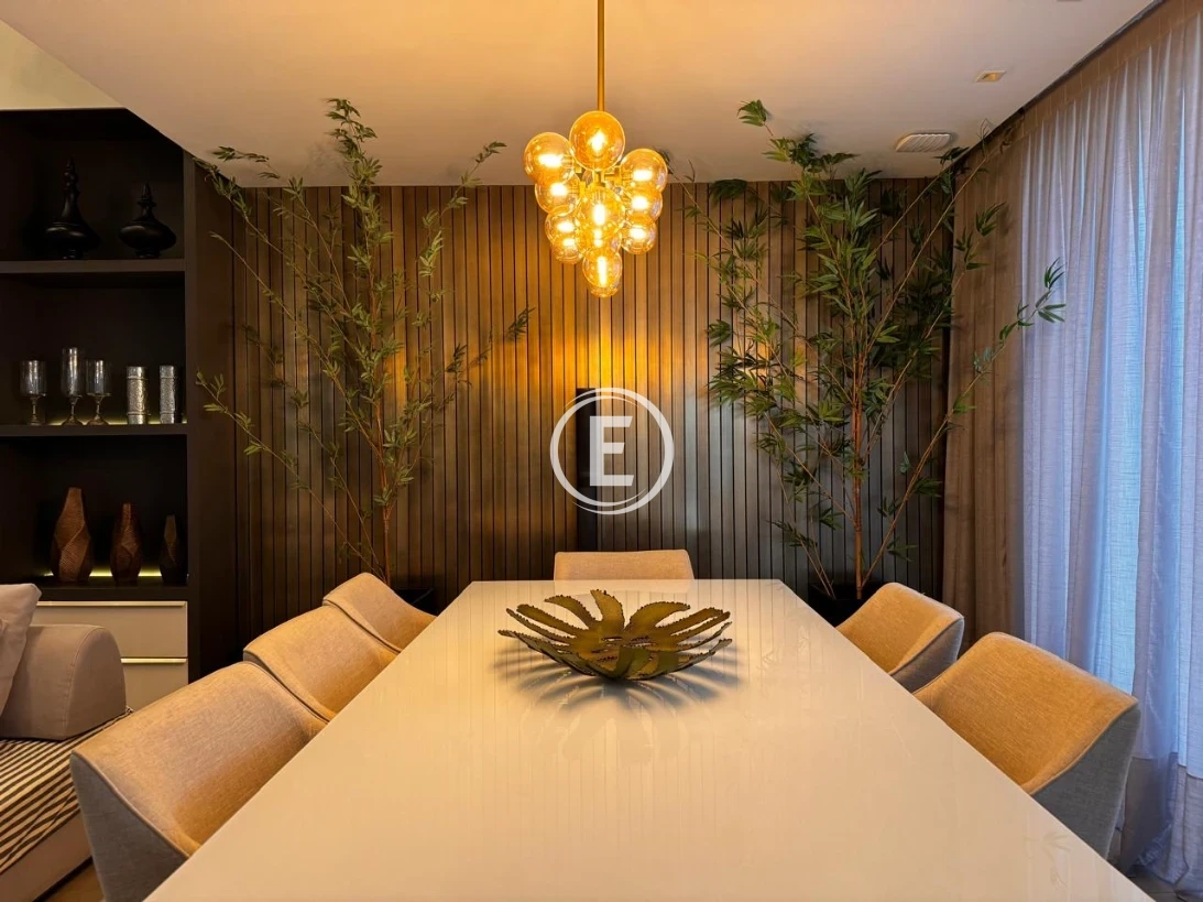 Casa em Pedra Branca, PALHOCA. 3 quartos, 267m². Imagem 8 de 19