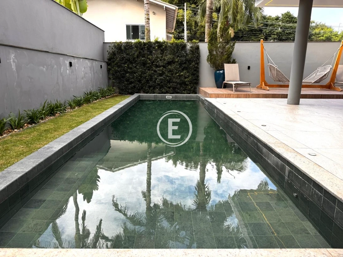 Casa em Pedra Branca, PALHOCA. 3 quartos, 267m². Imagem 17 de 19